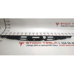 11 Кронштейн подсветки номера и хром. накладки крышки багажника Tesla model S, model S REST 1011685-01-C
